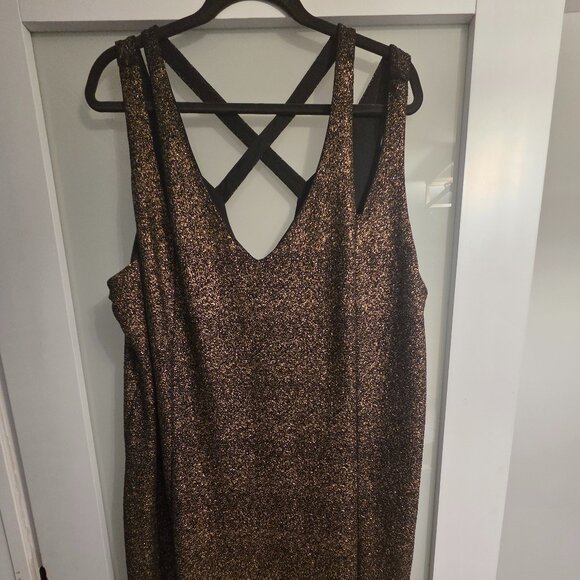 City Chic Gold Glitter Maxi Dress (Plus Size 22W) + Holiday Party NYE Dress - Picture 1 of 5
